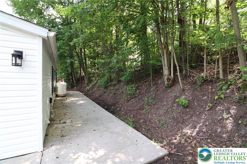 1215 Blue Mountain Circle