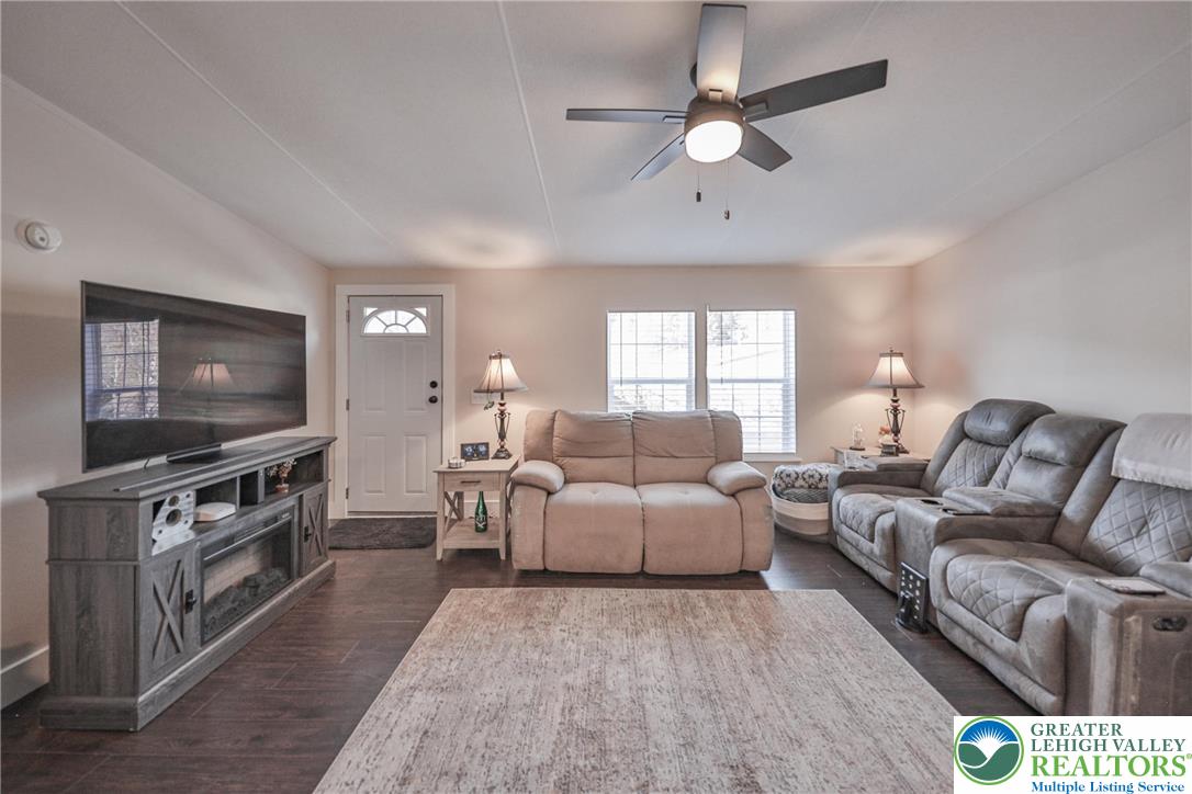 1215 Blue Mountain Circle