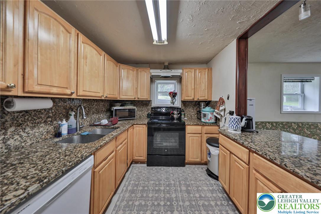 7494 Mount Eaton Road
