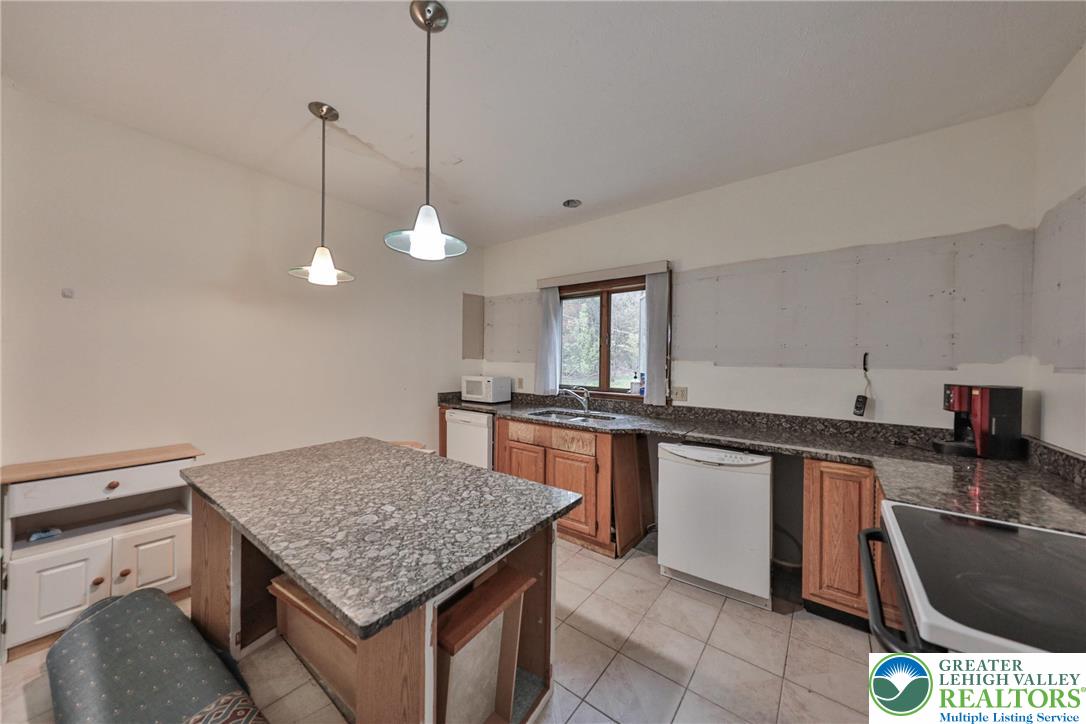 7494 Mount Eaton Road