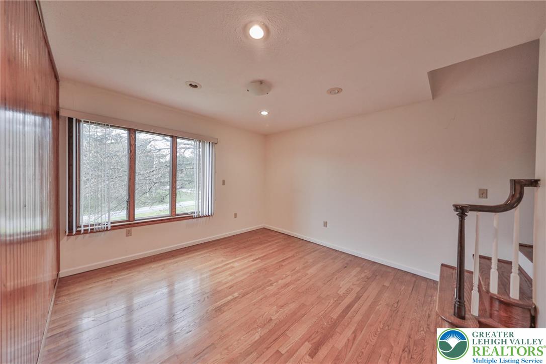 7494 Mount Eaton Road