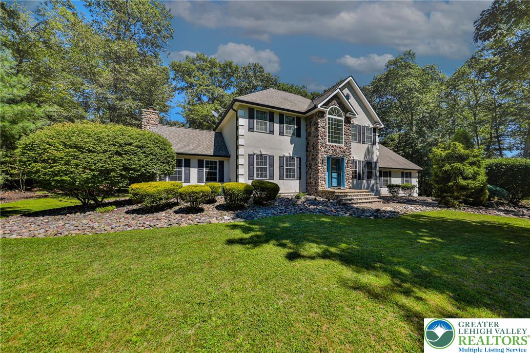 114 Hollow Drive