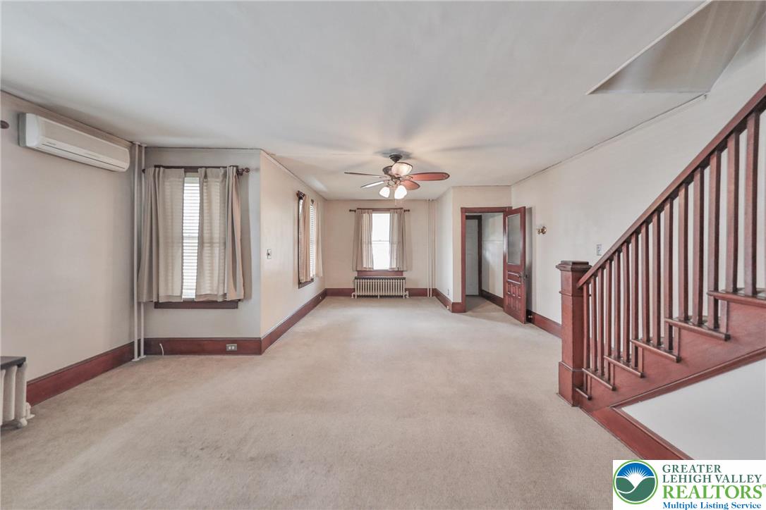 232 Columbia Avenue