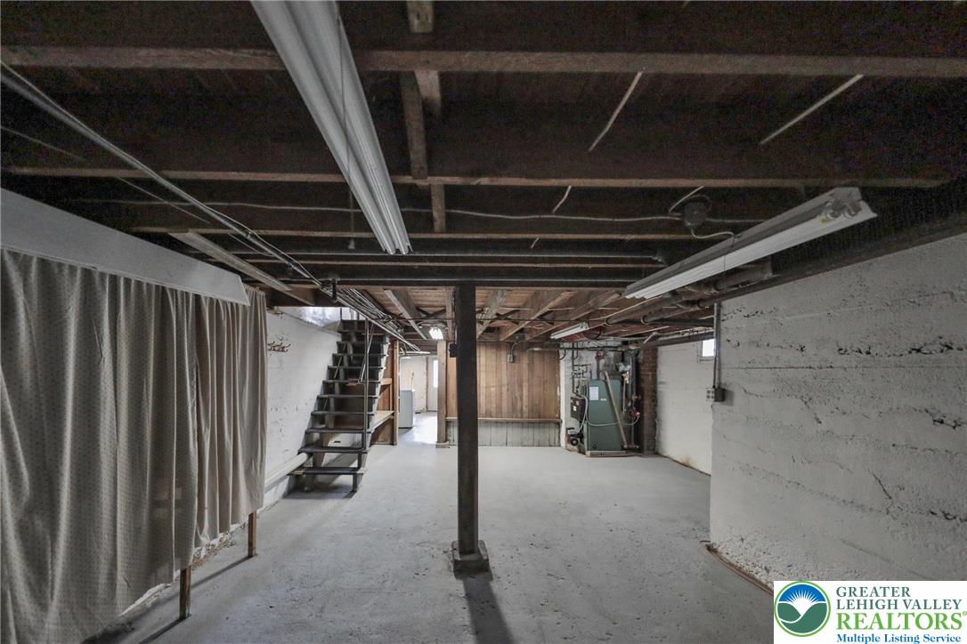 232 Columbia Avenue