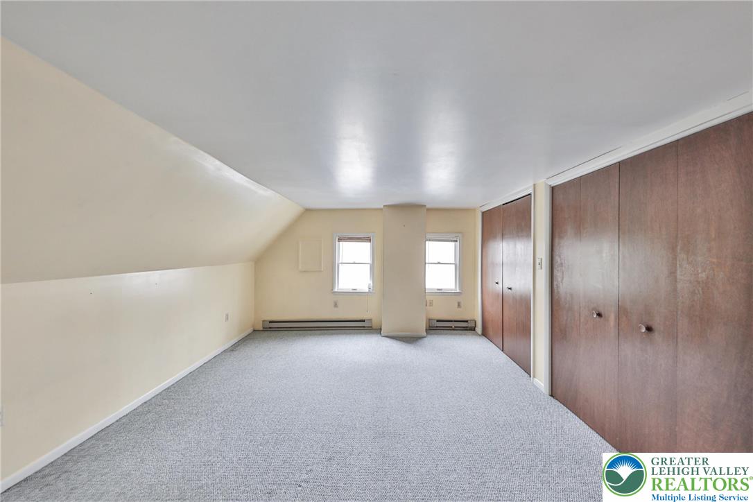 232 Columbia Avenue