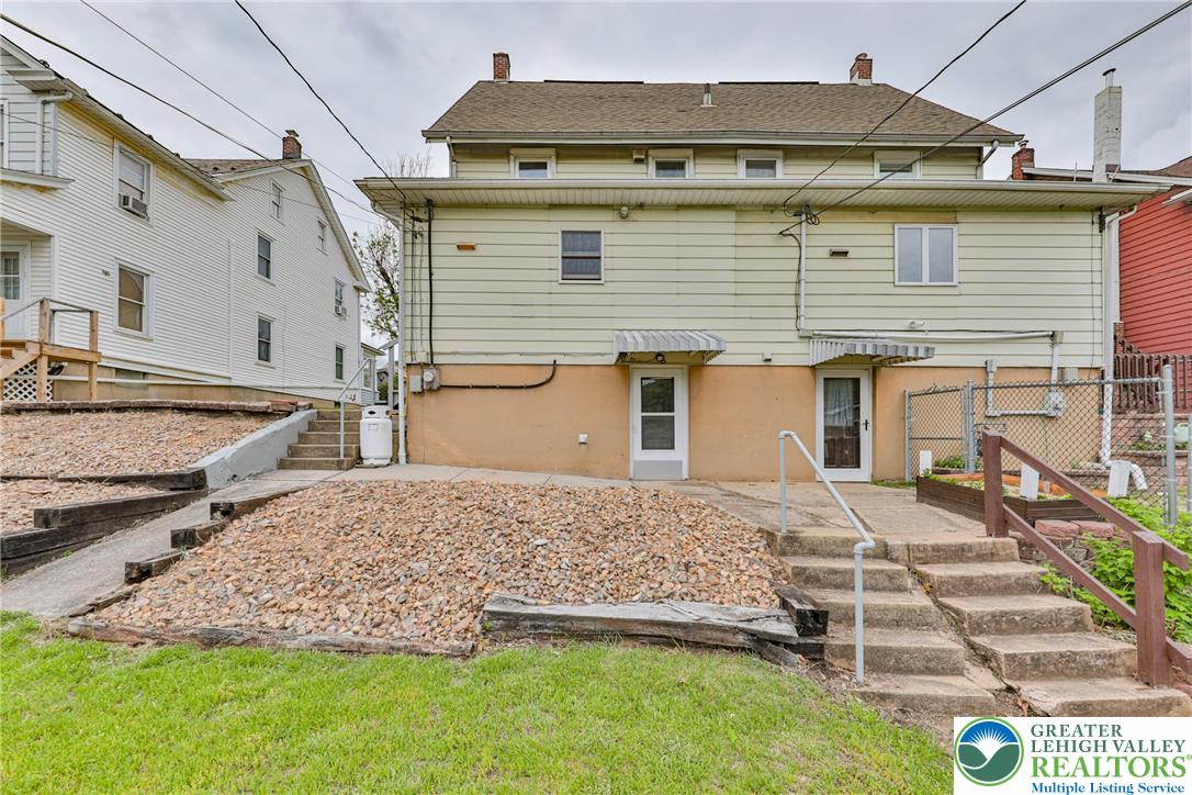 232 Columbia Avenue