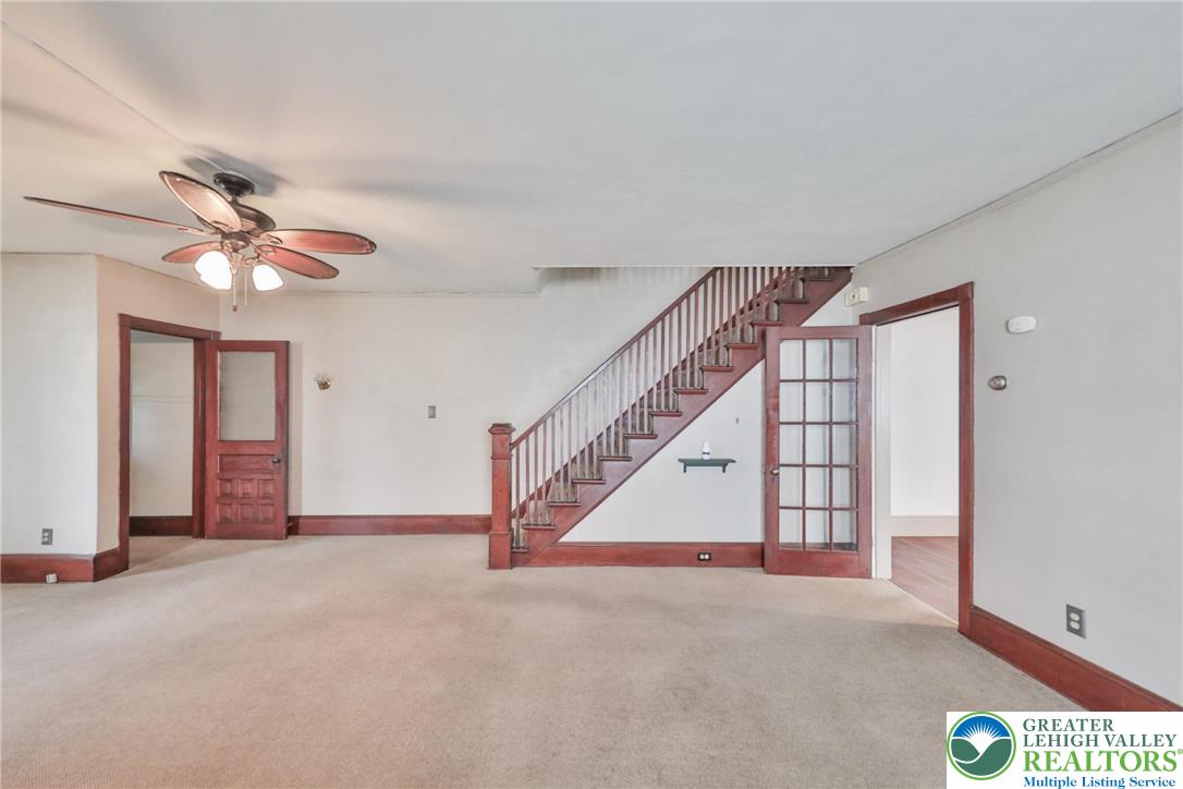 232 Columbia Avenue