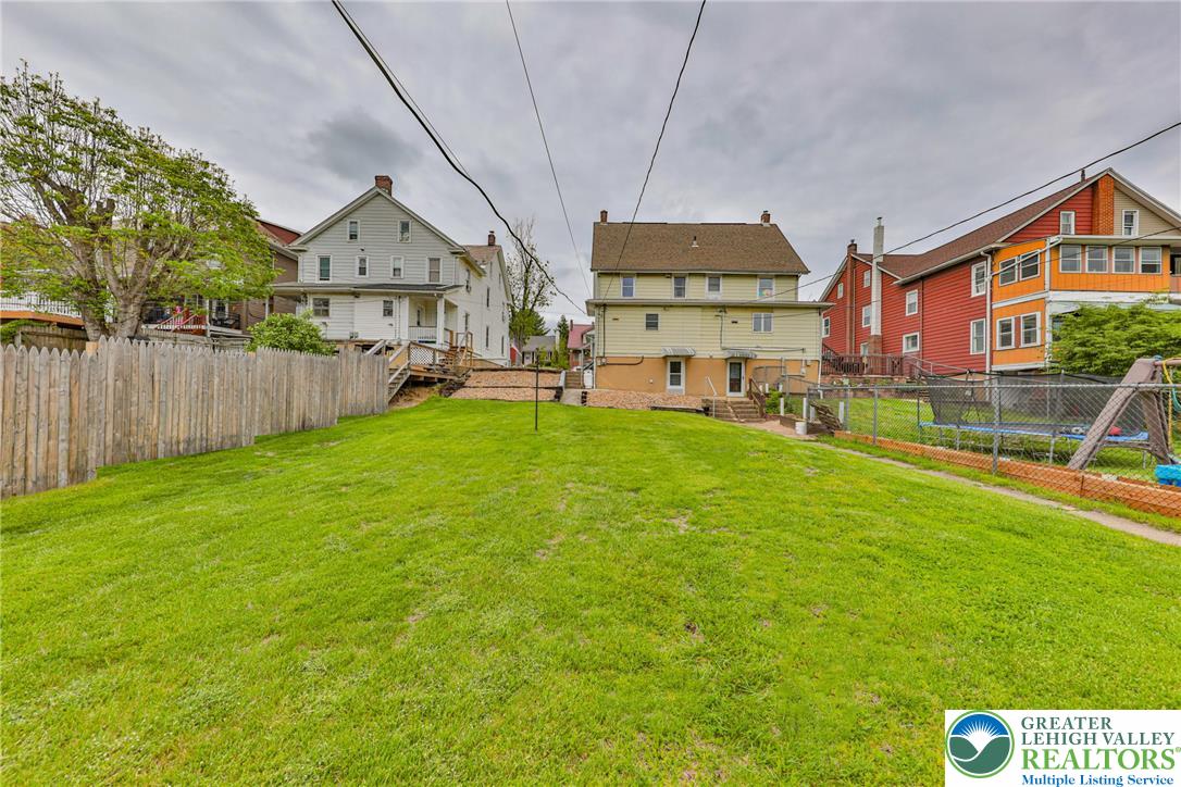 232 Columbia Avenue