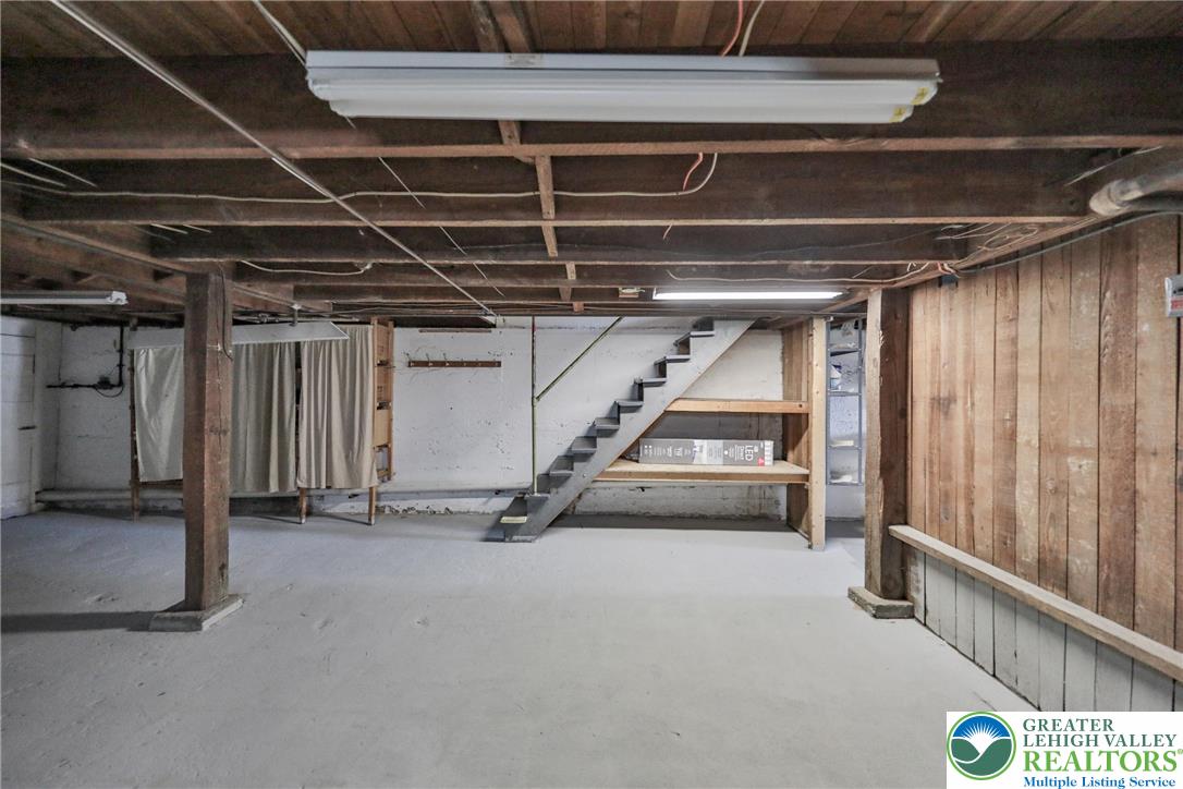 232 Columbia Avenue