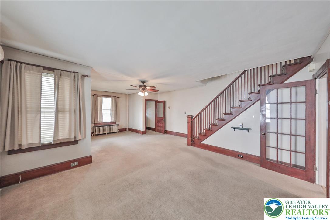 232 Columbia Avenue