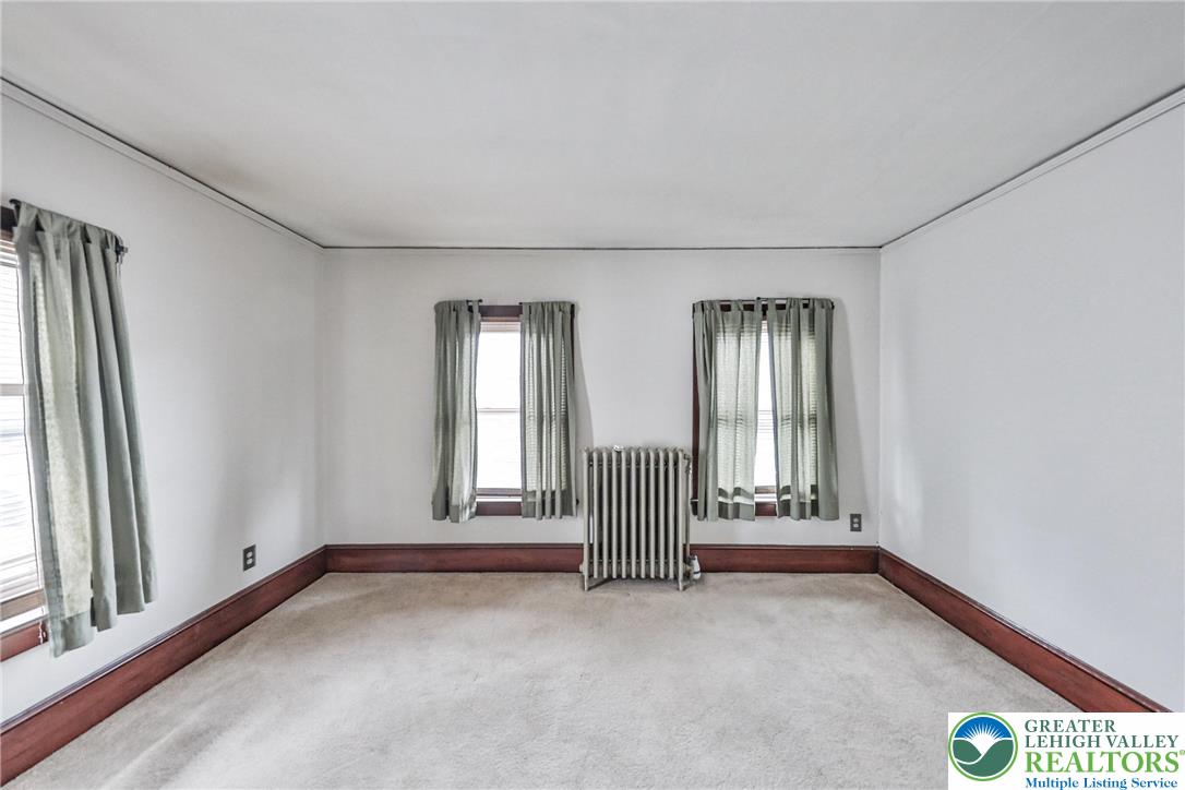 232 Columbia Avenue
