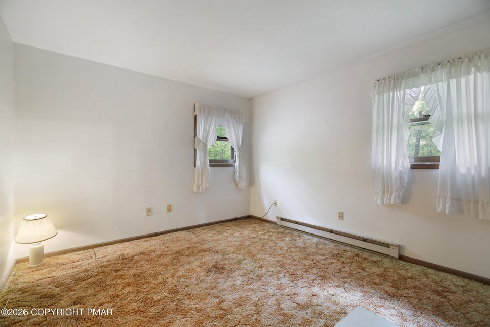 1585 Starry Lane