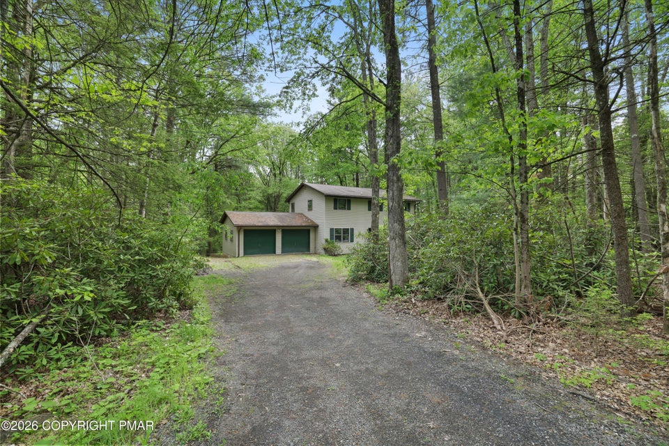 1585 Starry Lane