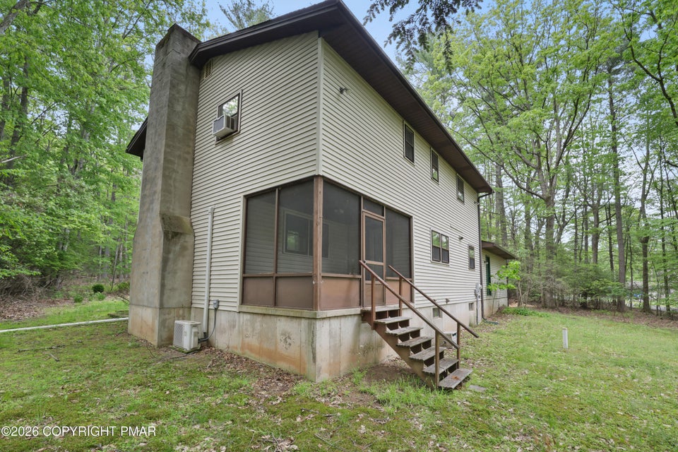 1585 Starry Lane