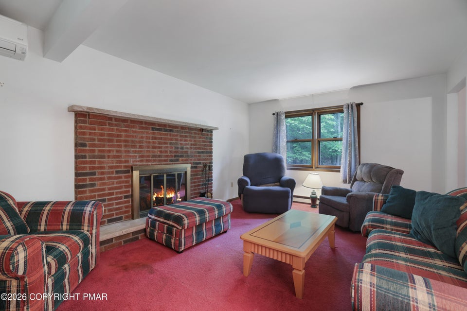 1585 Starry Lane