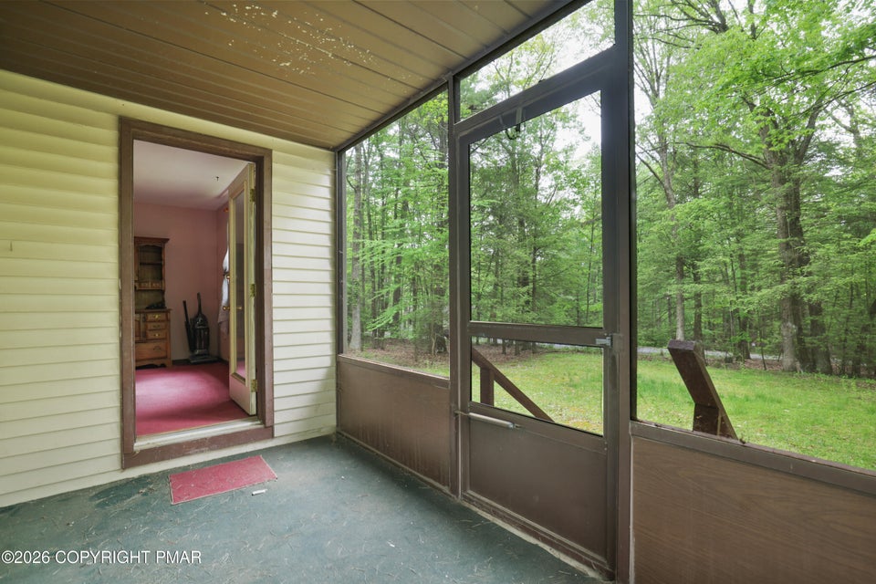 1585 Starry Lane