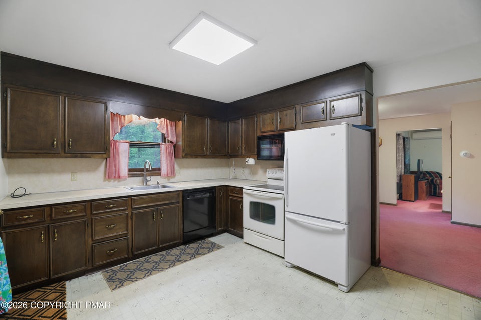 1585 Starry Lane