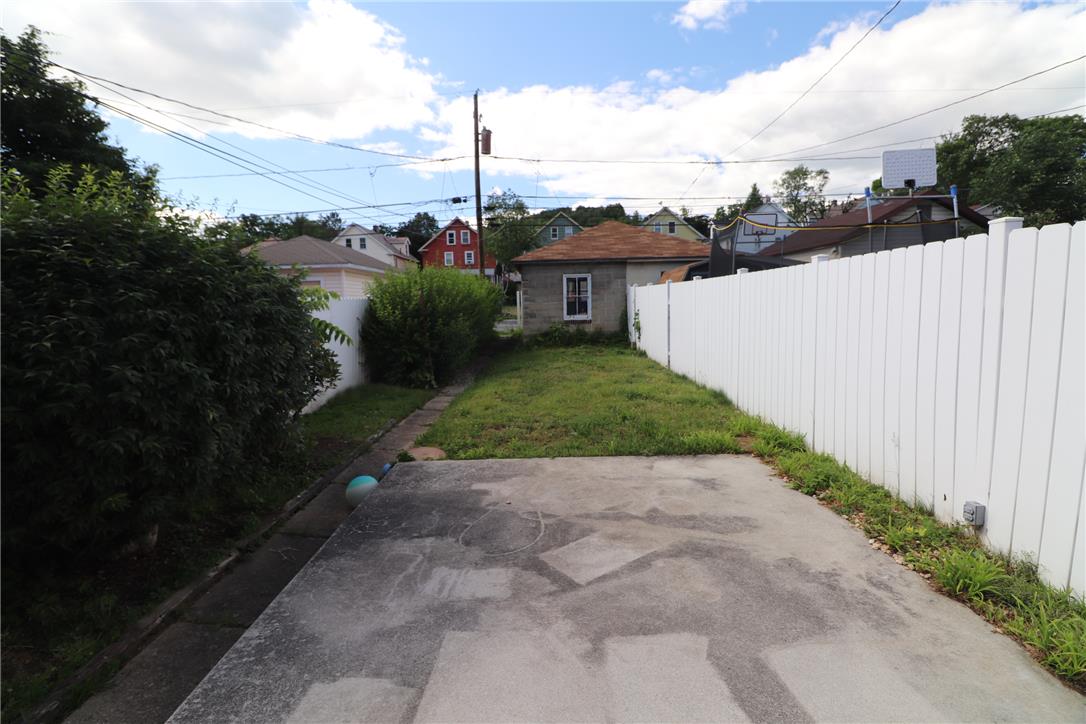 629 Franklin Avenue