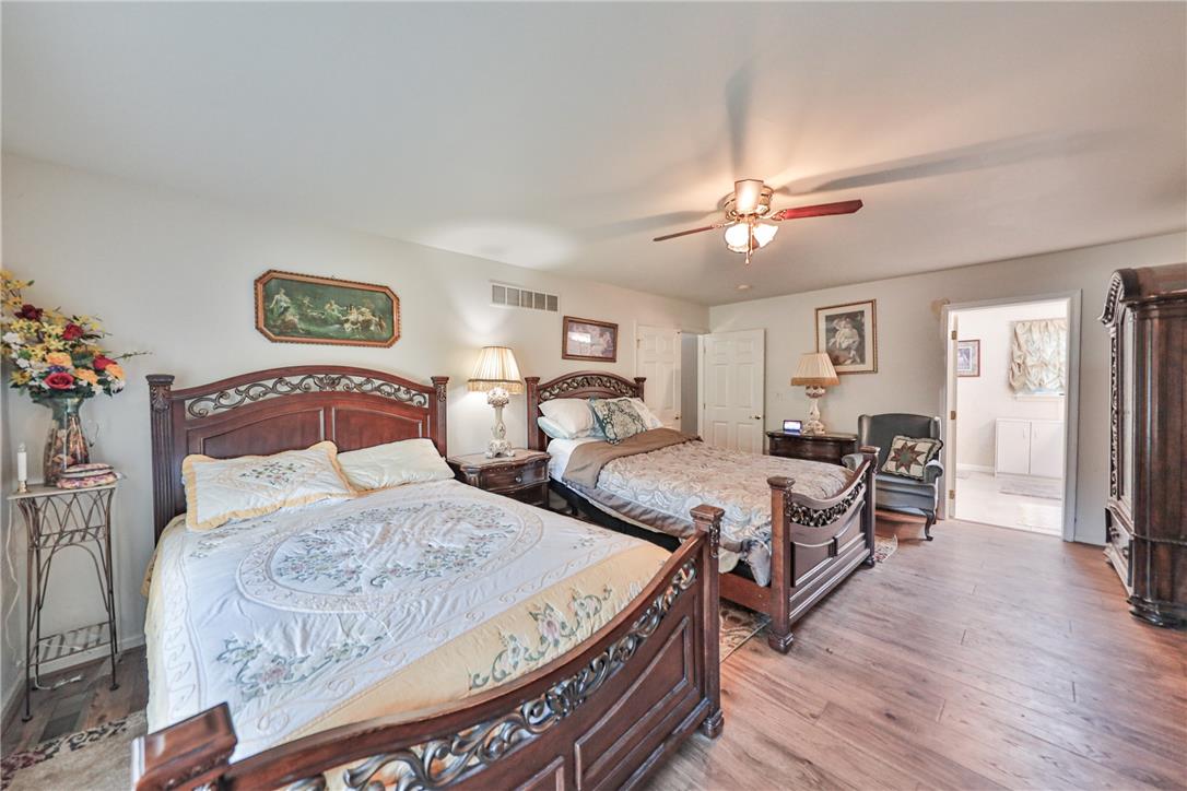 4132 Crest View Drive