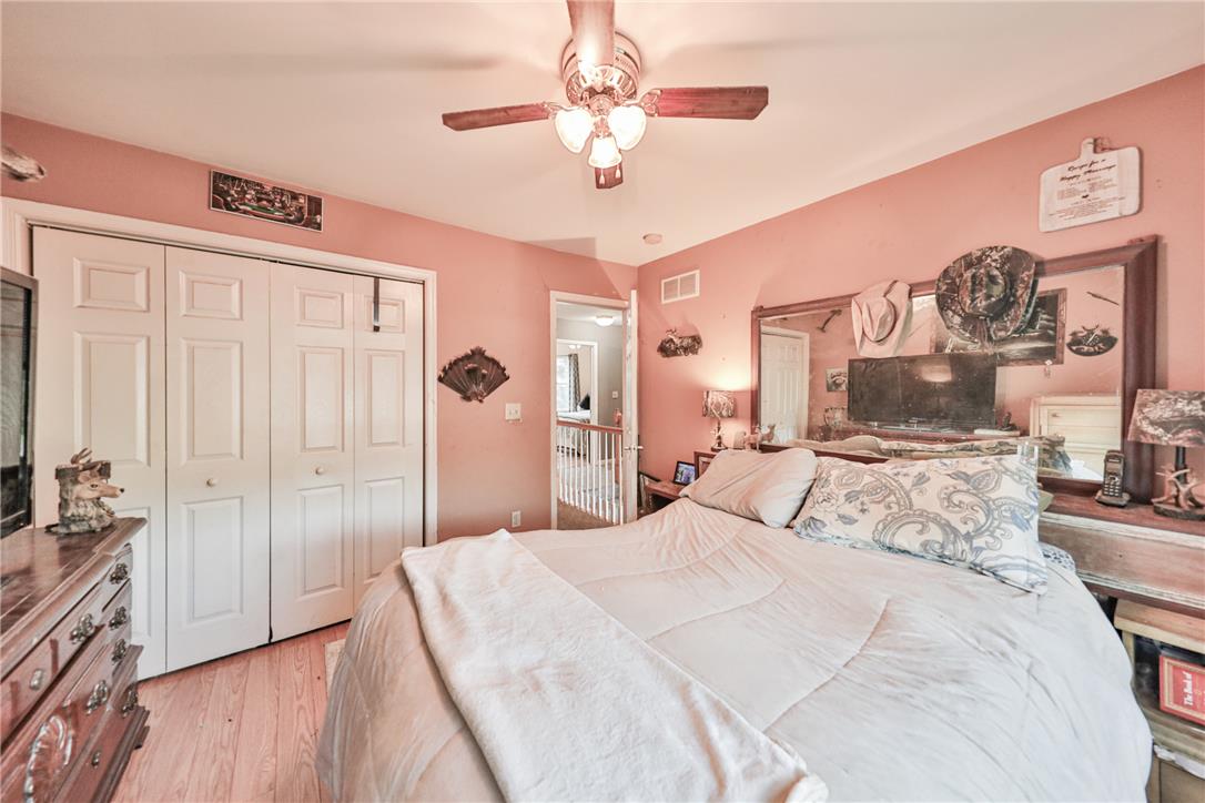 4132 Crest View Drive
