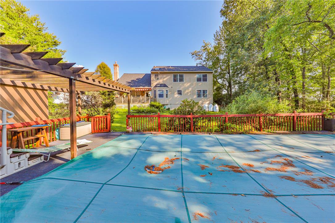 4132 Crest View Drive