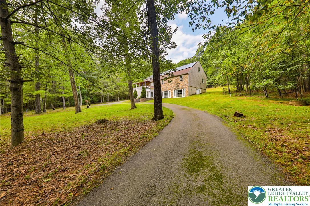 2153 Meadowlake Road