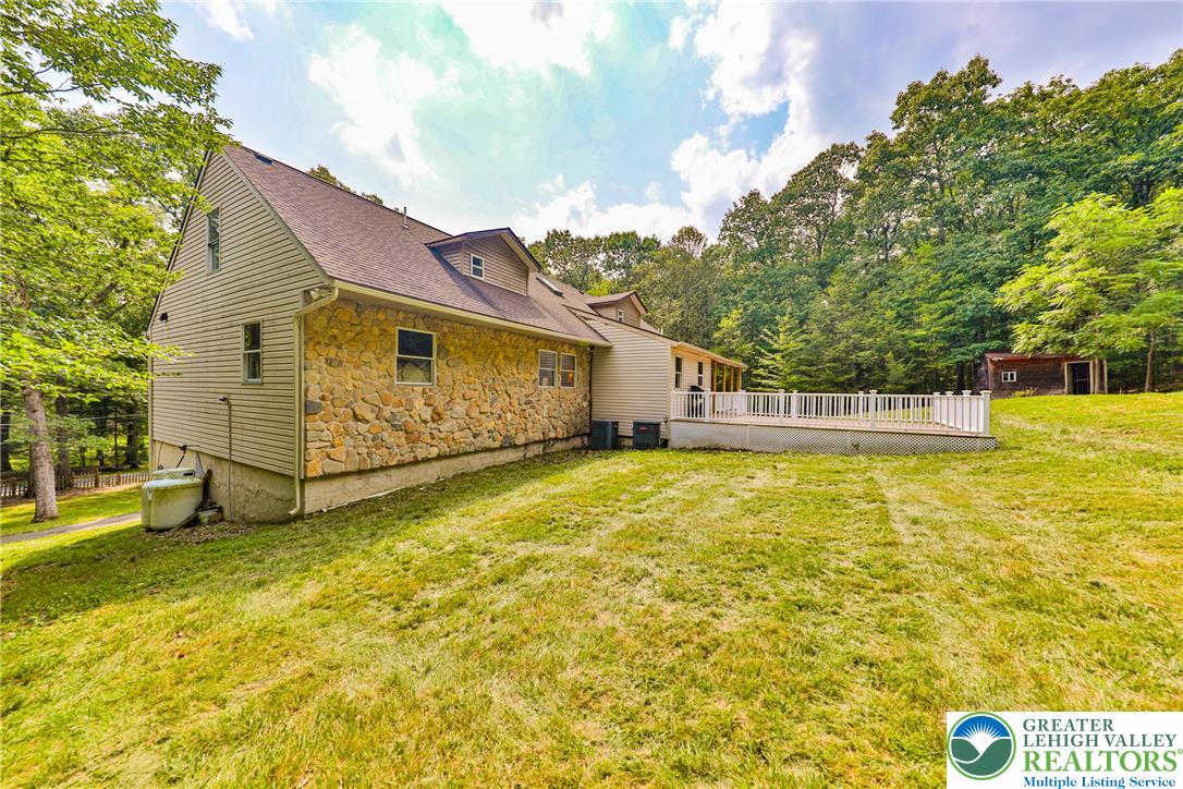 2153 Meadowlake Road