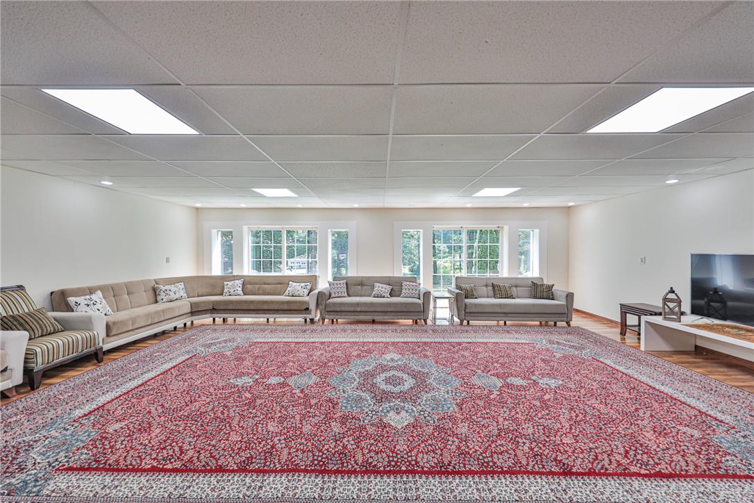 2153 Meadowlake Road