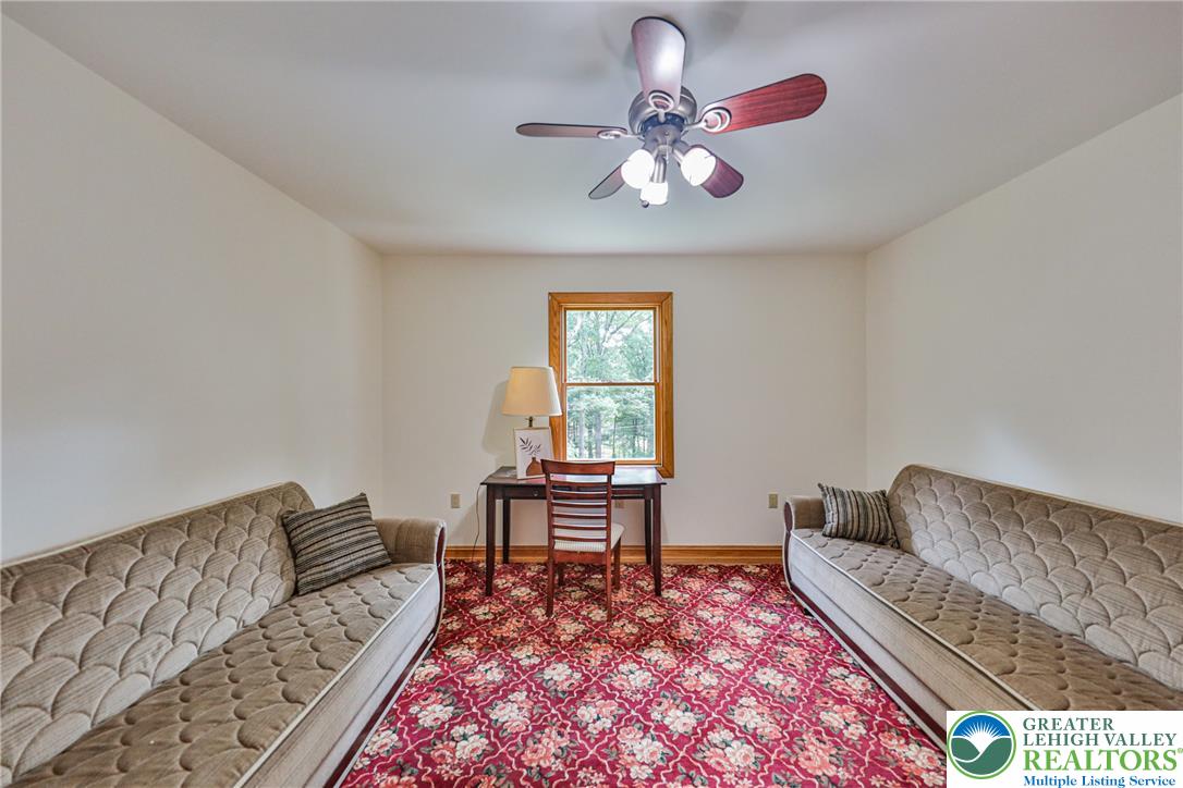 2153 Meadowlake Road