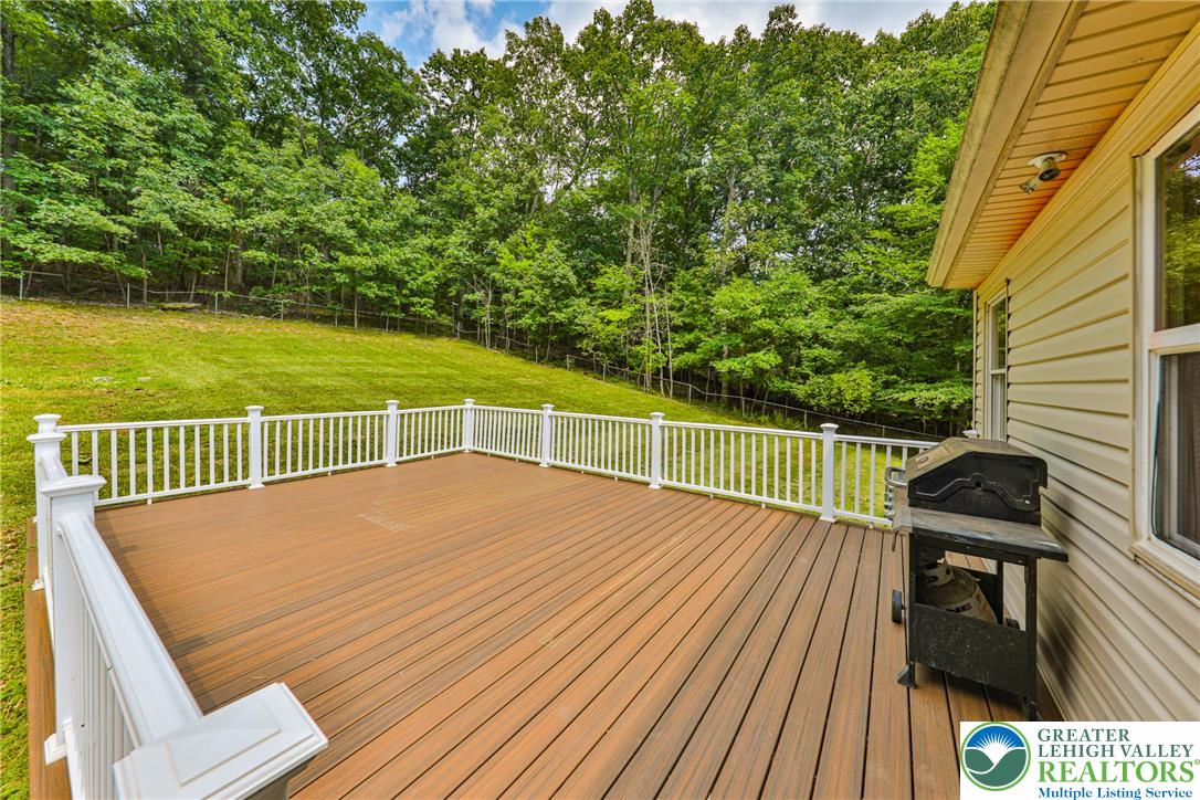 2153 Meadowlake Road