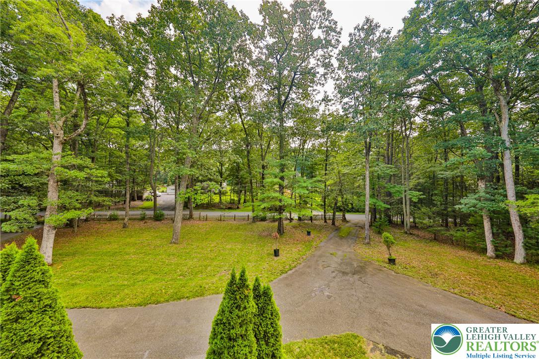 2153 Meadowlake Road