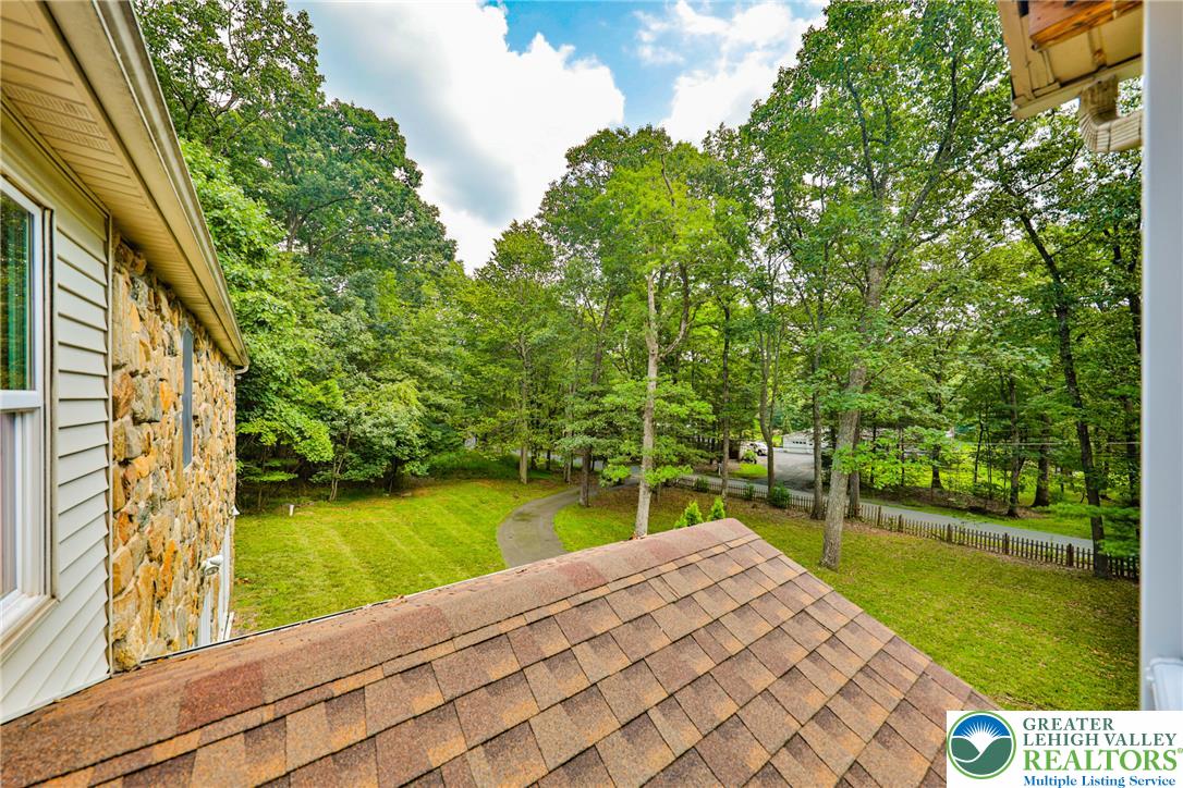2153 Meadowlake Road