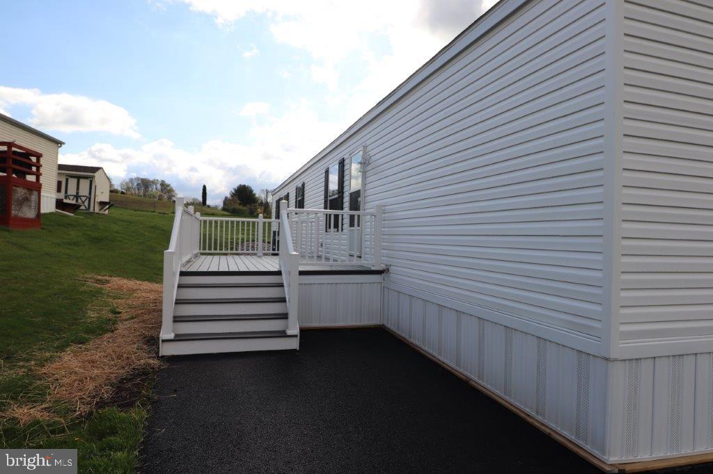 41 Hillside Pl