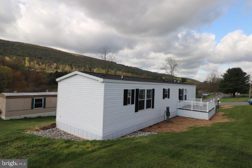 41 Hillside Pl