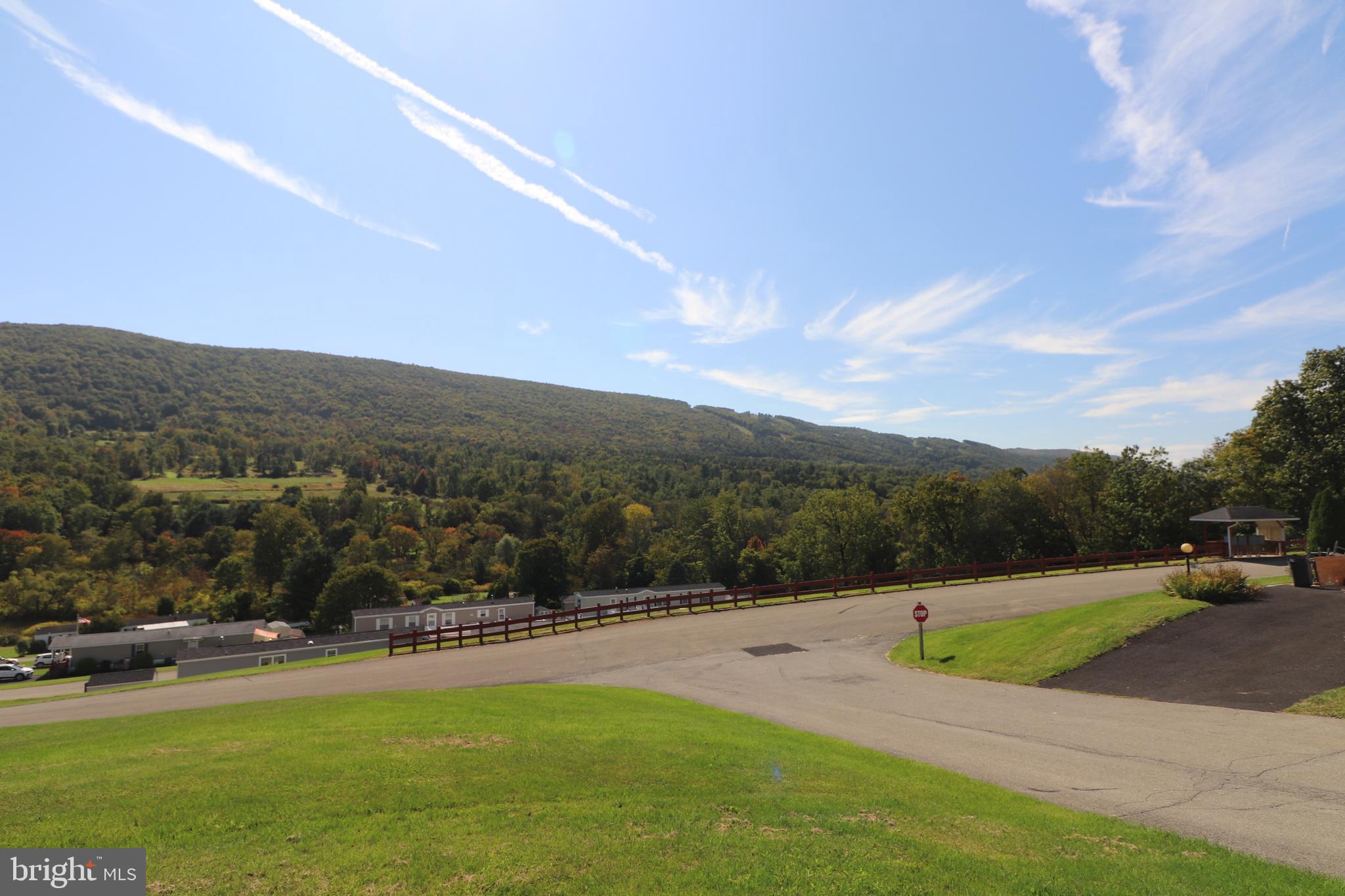 35 Hill Side Pl