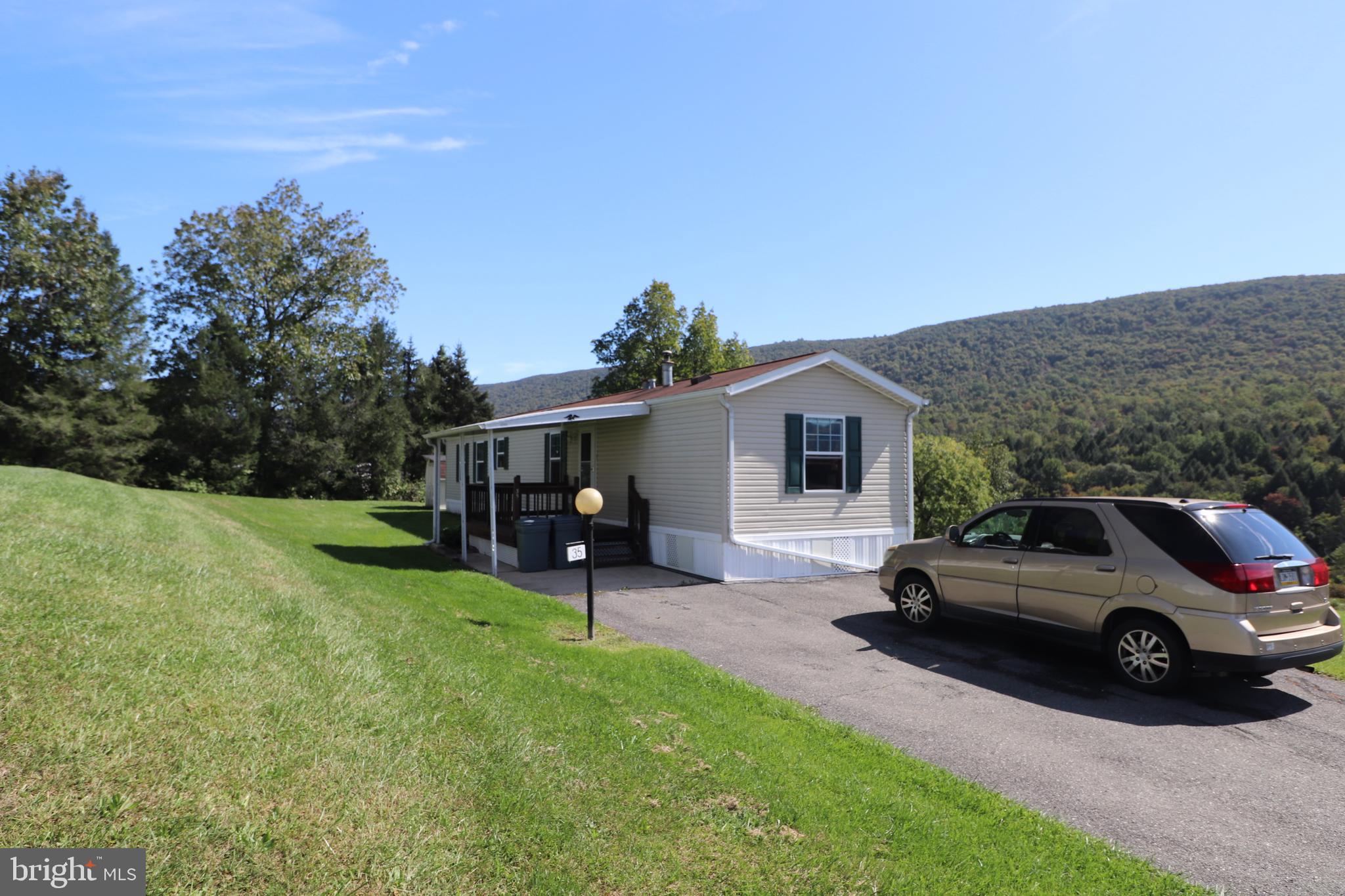 35 Hill Side Pl