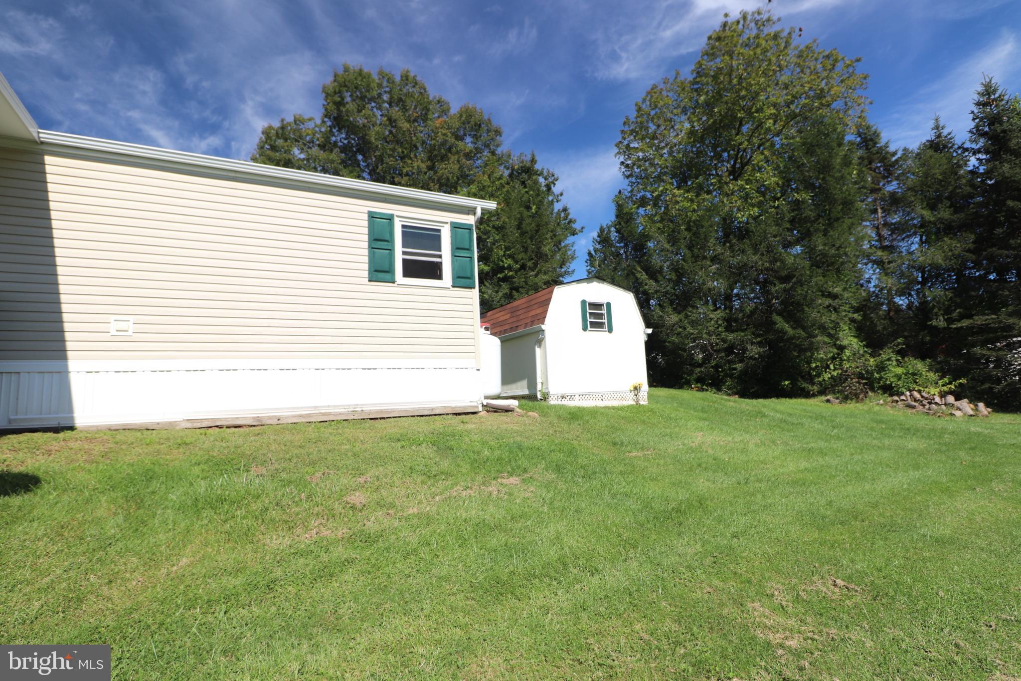 35 Hill Side Pl