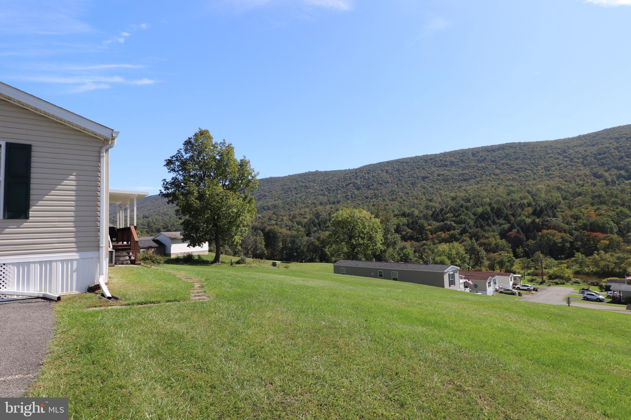 35 Hill Side Pl