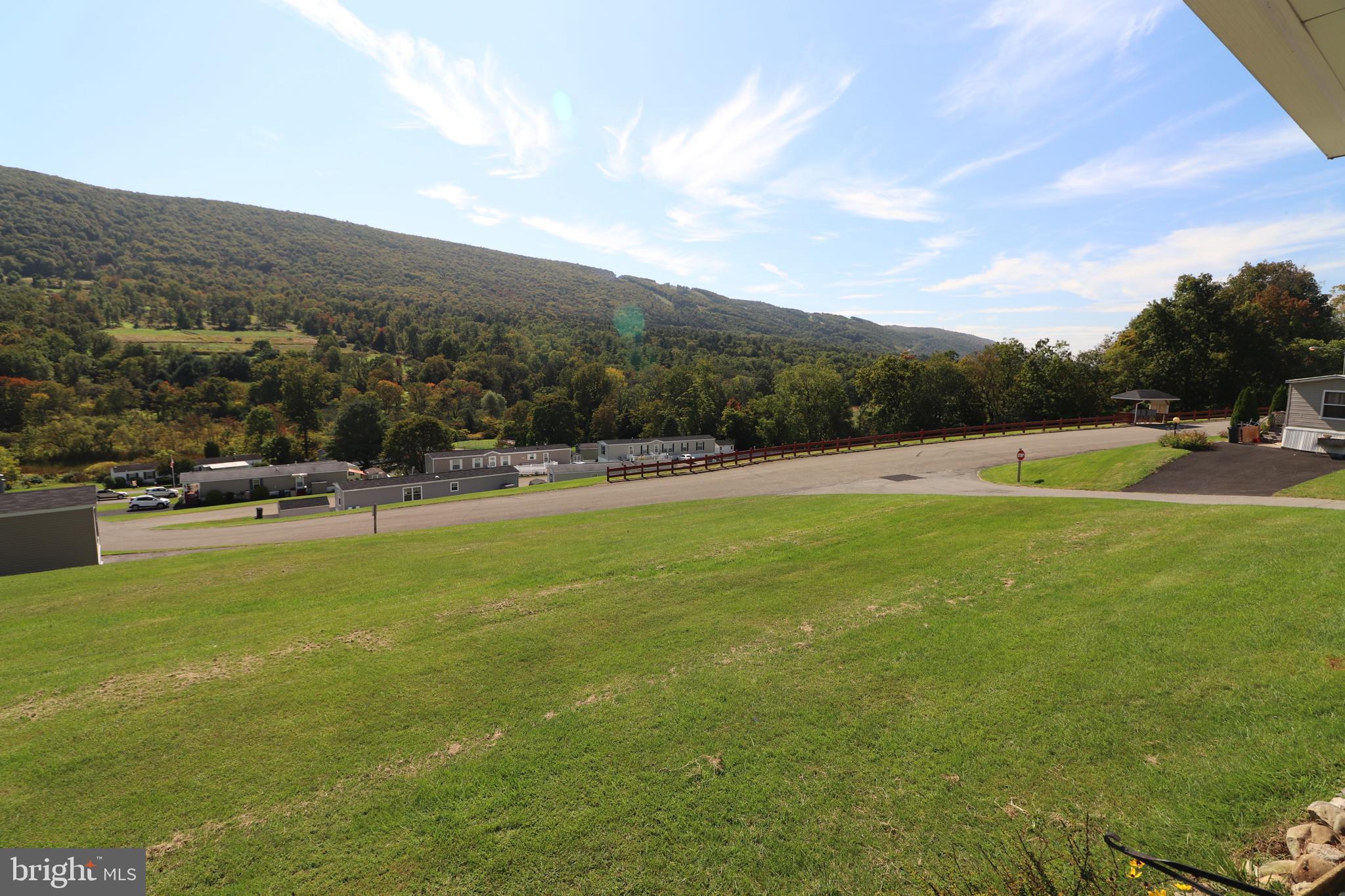 35 Hill Side Pl