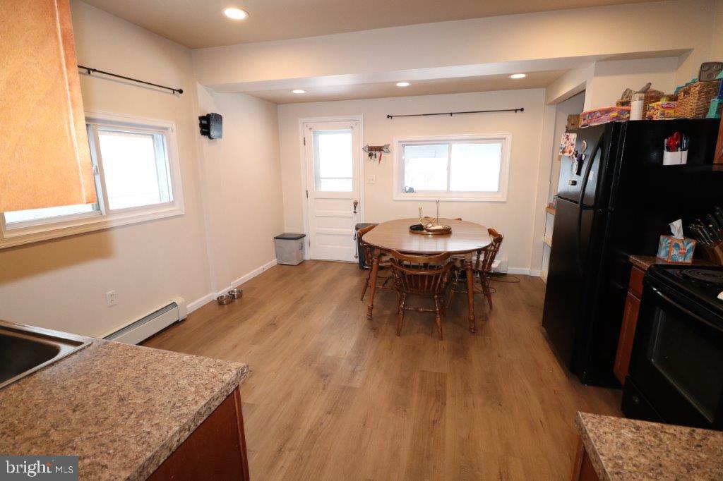 202 Carbon St