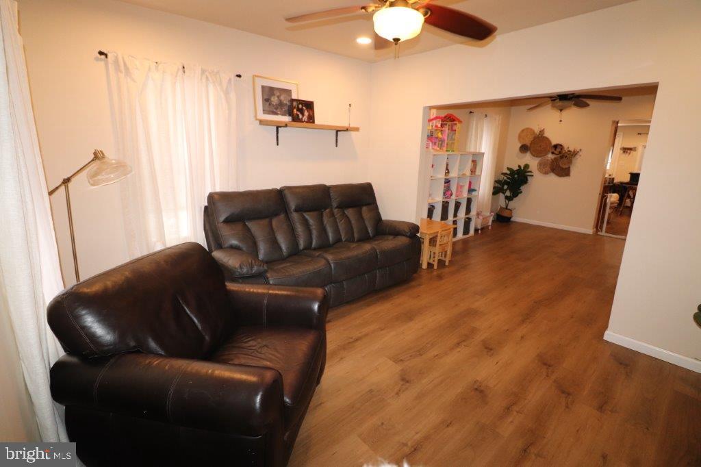 202 Carbon St