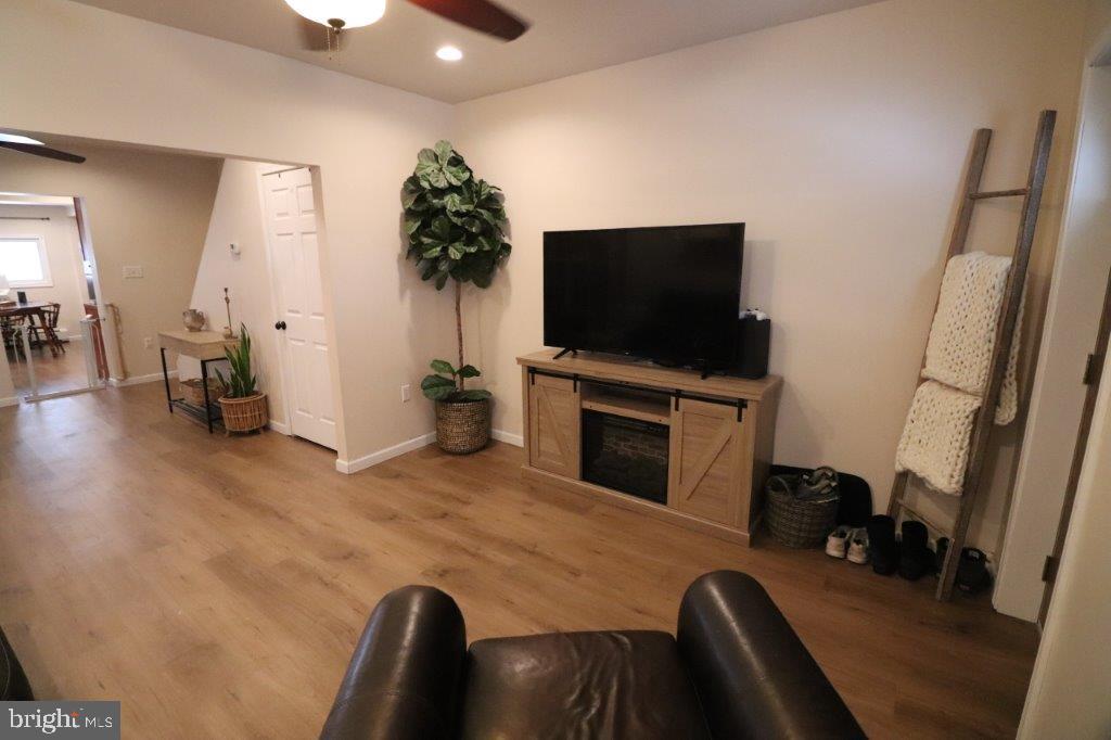 202 Carbon St