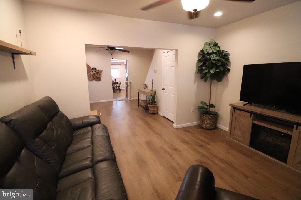 202 Carbon St