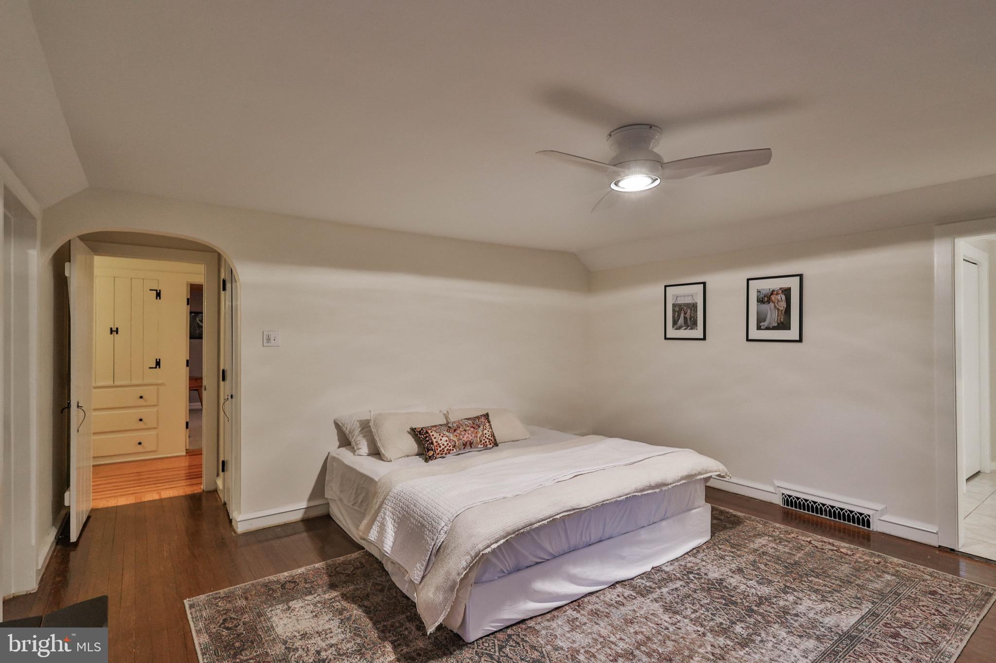 309 Smith Ave