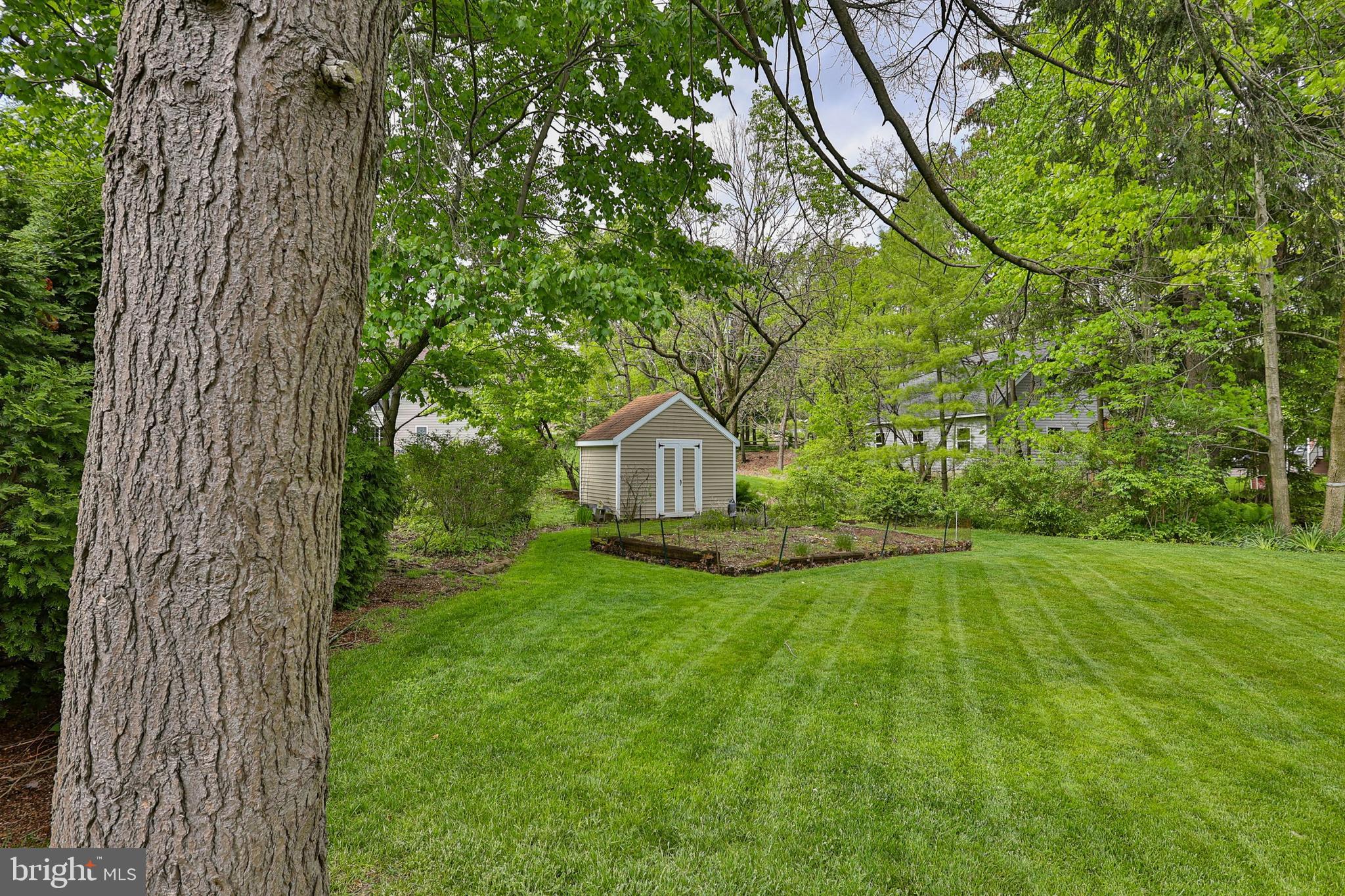309 Smith Ave