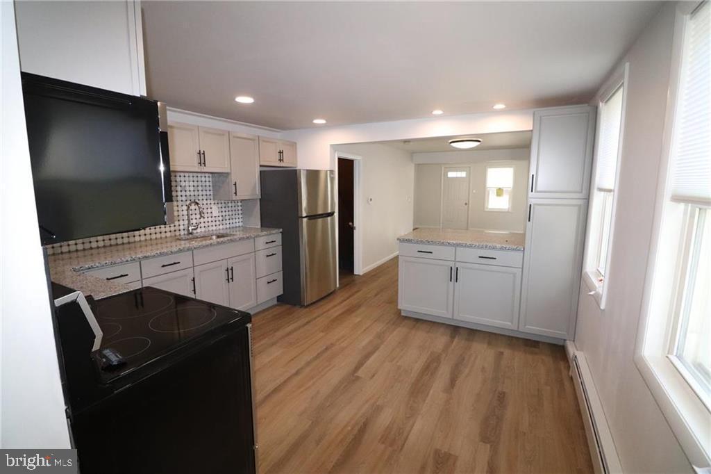 565 Lehigh Ave