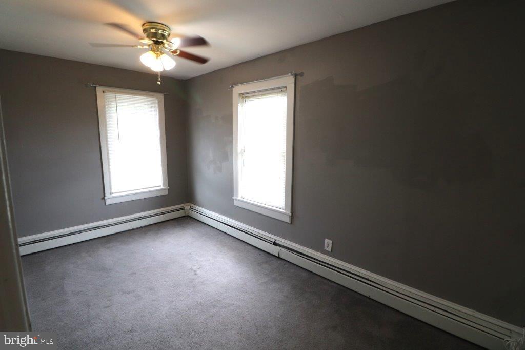 242 Carbon St