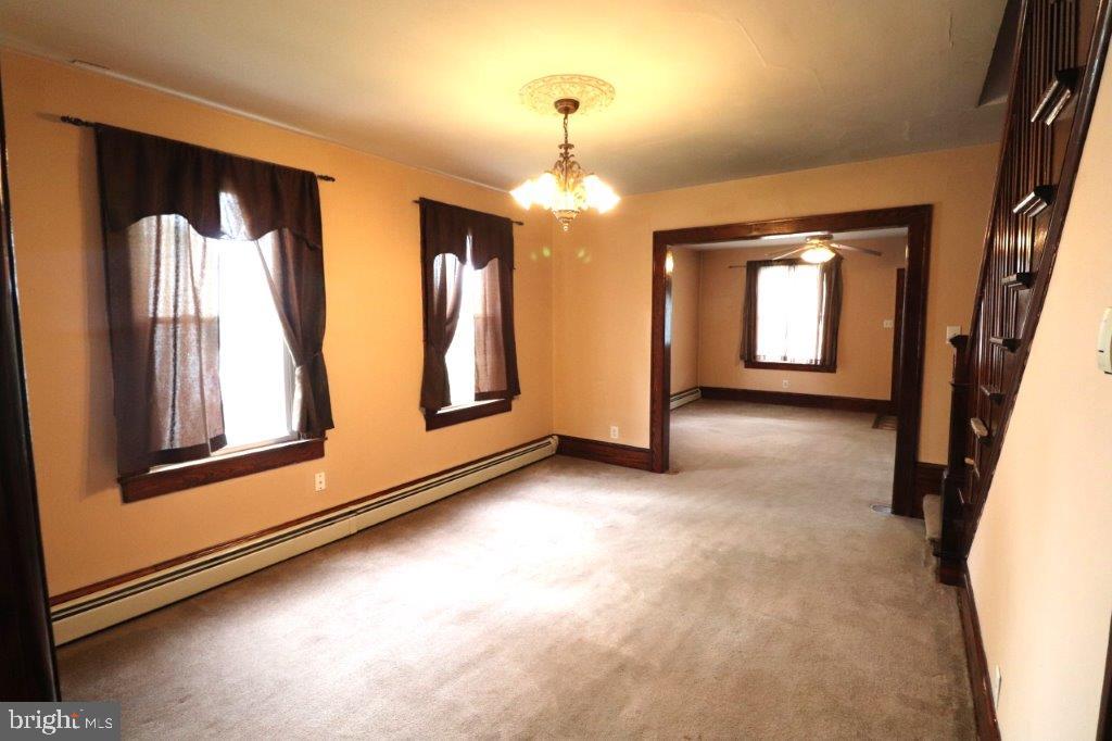 242 Carbon St