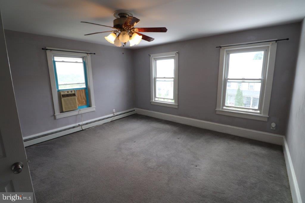 242 Carbon St