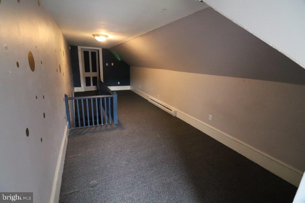 242 Carbon St